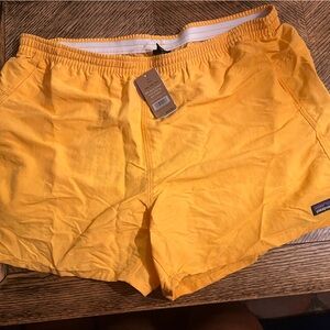 NWT Patagonia Baggies Womens XL saffron